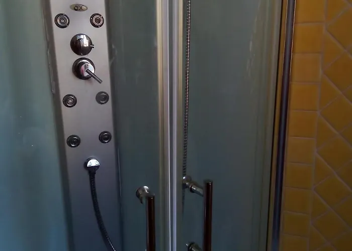 Tripla Con Bagno Privato E Aria Condizionata Olbia