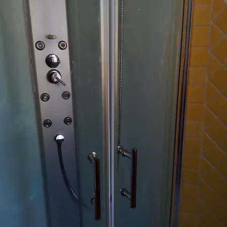 Tripla Con Bagno Privato E Aria Condizionata Olbia